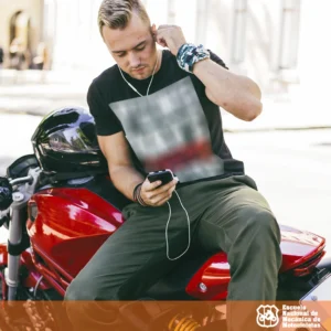 estudiar mecánica de motos en línea