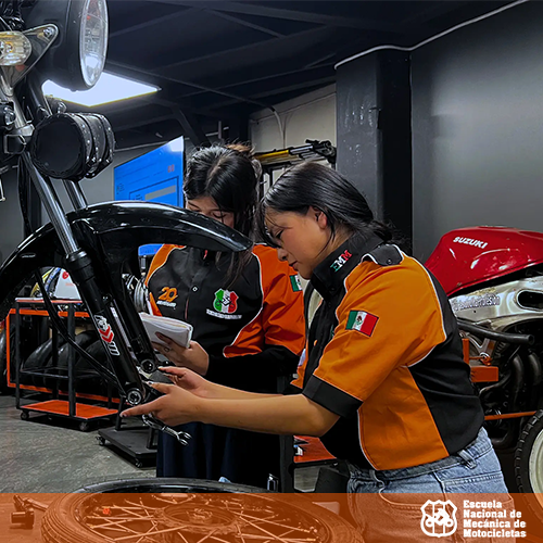 Necesitas experiencia previa para estudiar mecánica de motocicletas